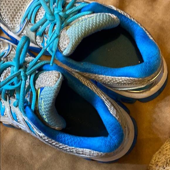 ASICS gel nimbus 16- lightly worn size 7 1/2 - Picture 2 of 5